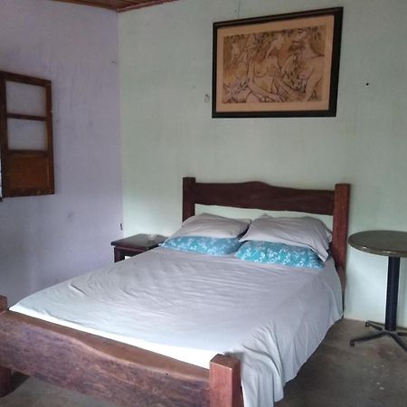 El Garaje Hostal Таганга Екстериор снимка