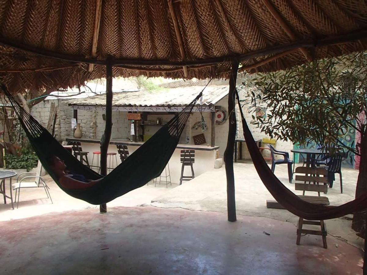 El Garaje Hostal Таганга Екстериор снимка