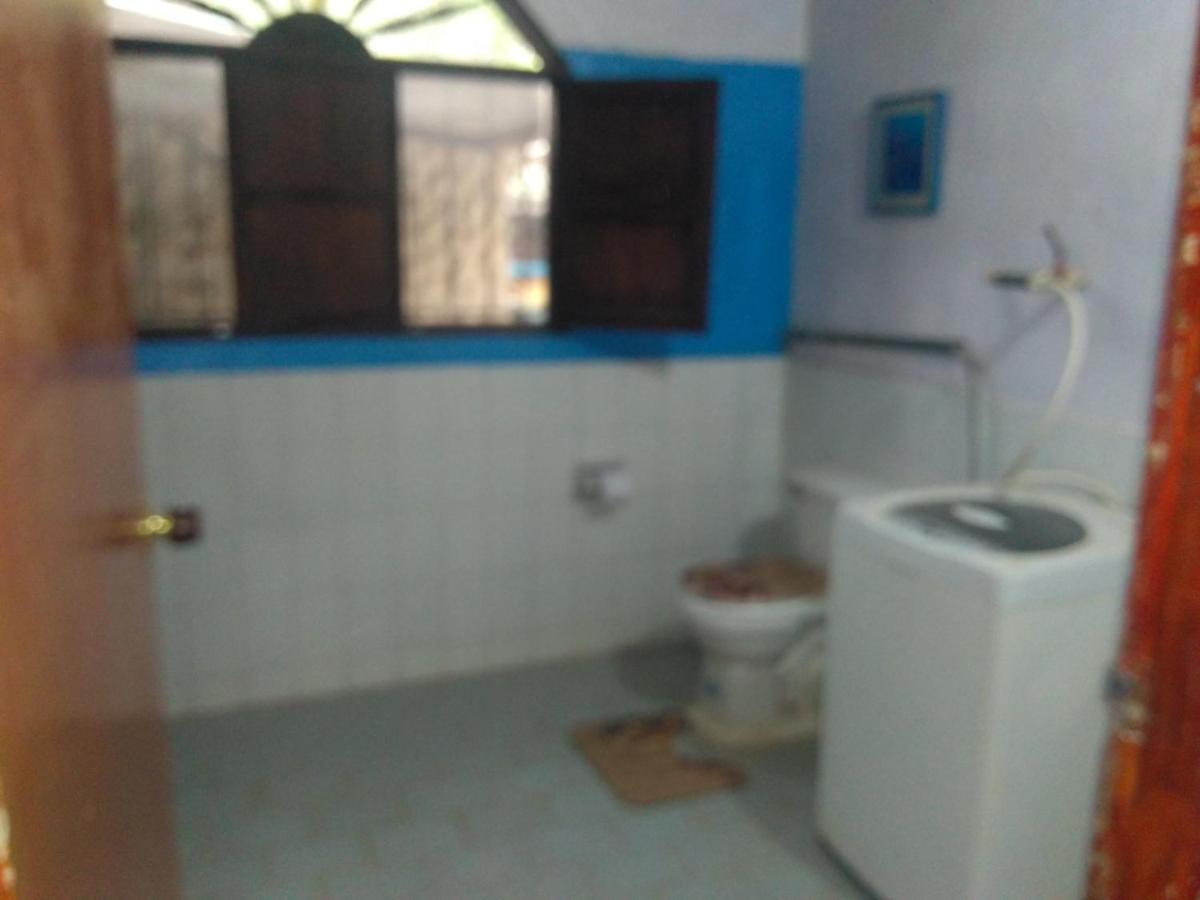 El Garaje Hostal Таганга Екстериор снимка